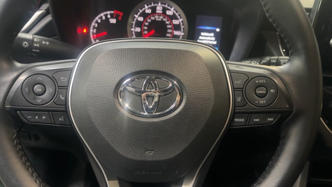 2022 Toyota Corolla Cross LE 36