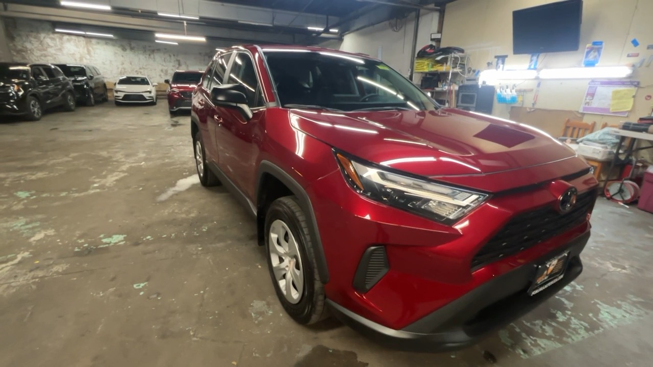 2023 Toyota RAV4 LE 22