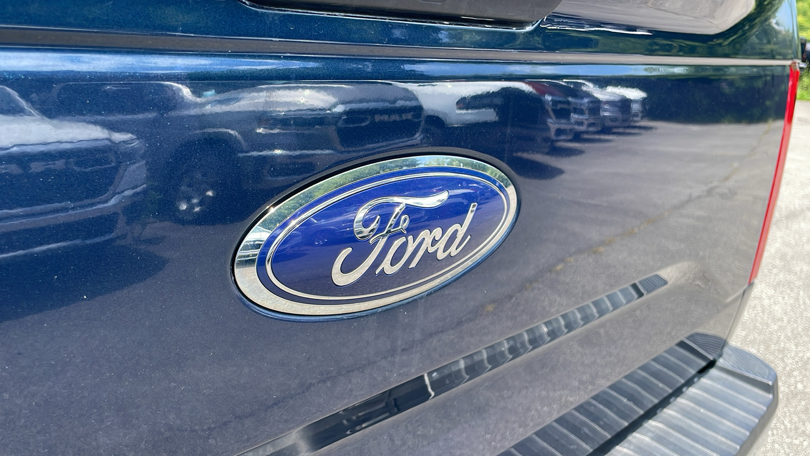 2017 Ford F-150 XLT 4WD SuperCrew 5.5 Box 22
