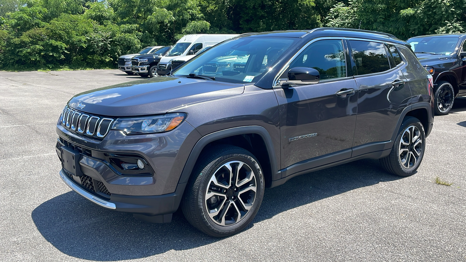 2022 Jeep Compass Limited 1