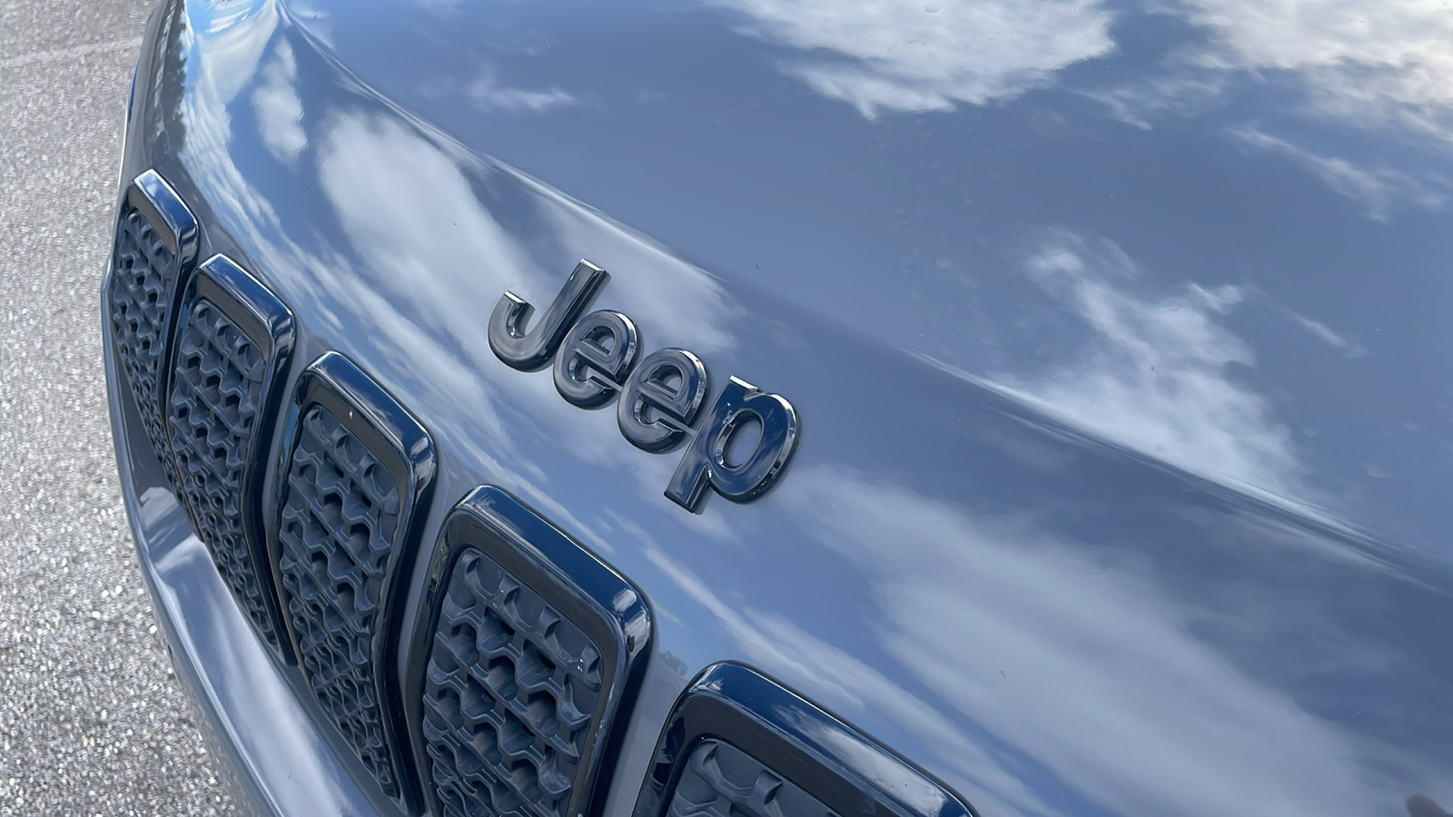 2023 Jeep Cherokee Altitude Lux 7