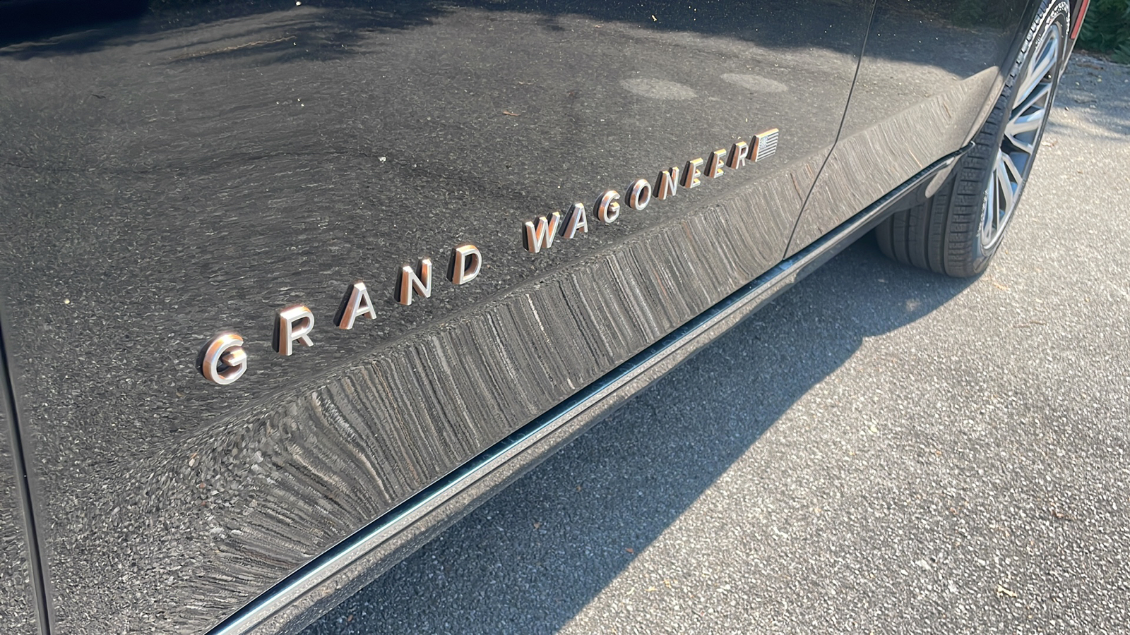 2023 Jeep Grand Wagoneer L Series III 7