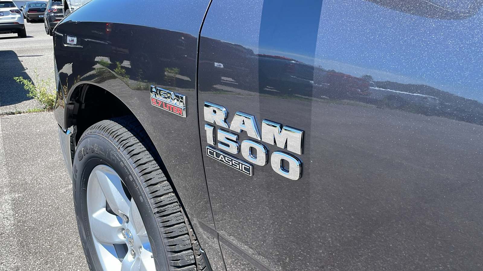2024 Ram 1500 Classic Tradesman 4x4 Crew Cab 64 Box 24