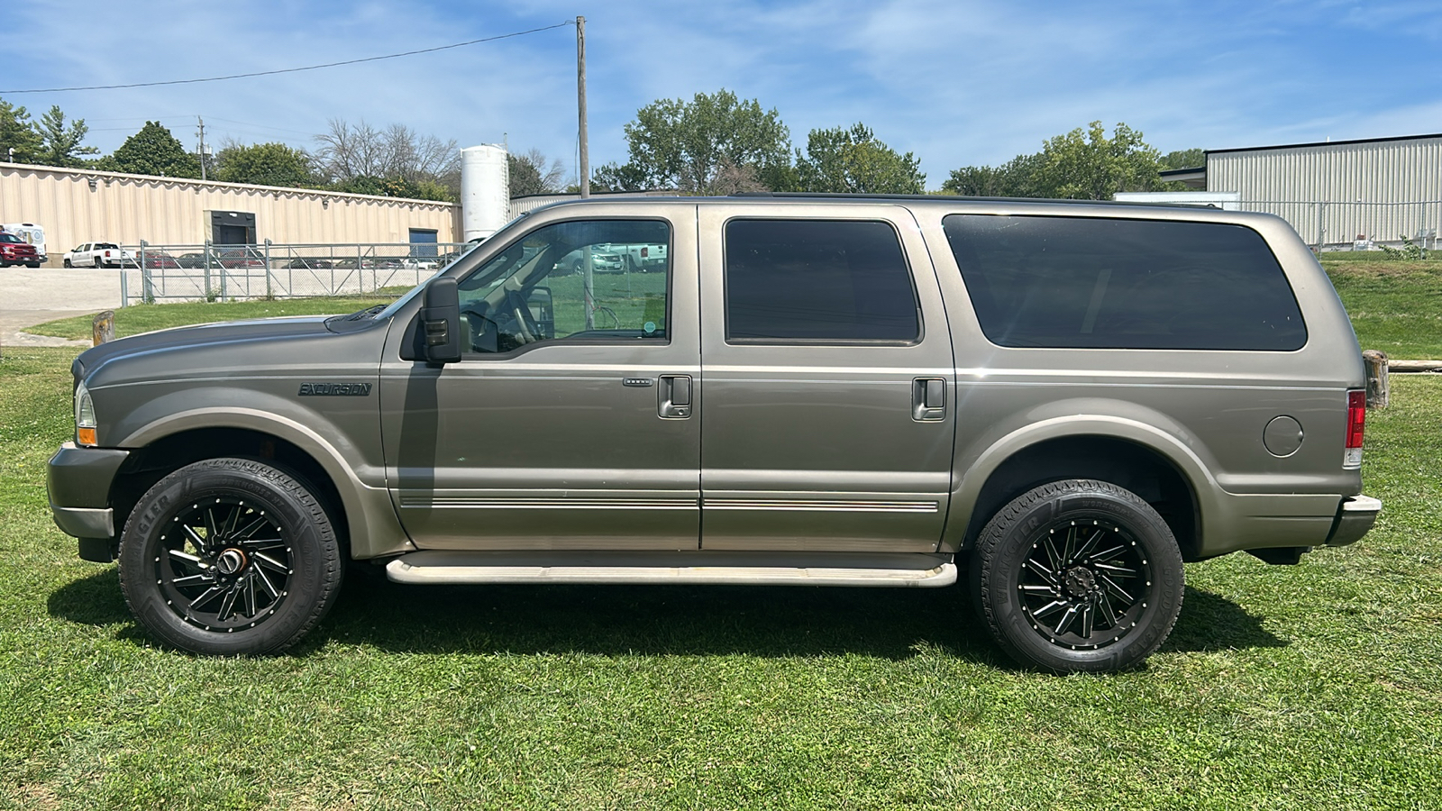 2004 Ford Excursion EDDIE BAUER 4WD 1