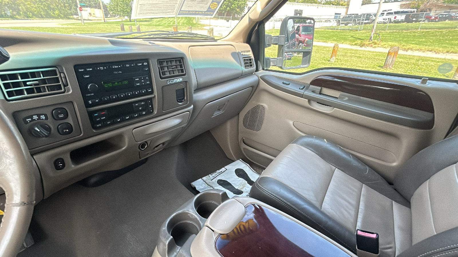 2004 Ford Excursion EDDIE BAUER 4WD 31