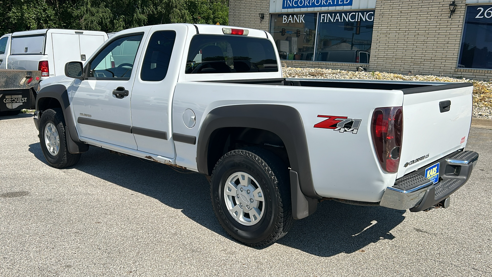 2004 Chevrolet Colorado LS Z71 4WD Extended Cab 8