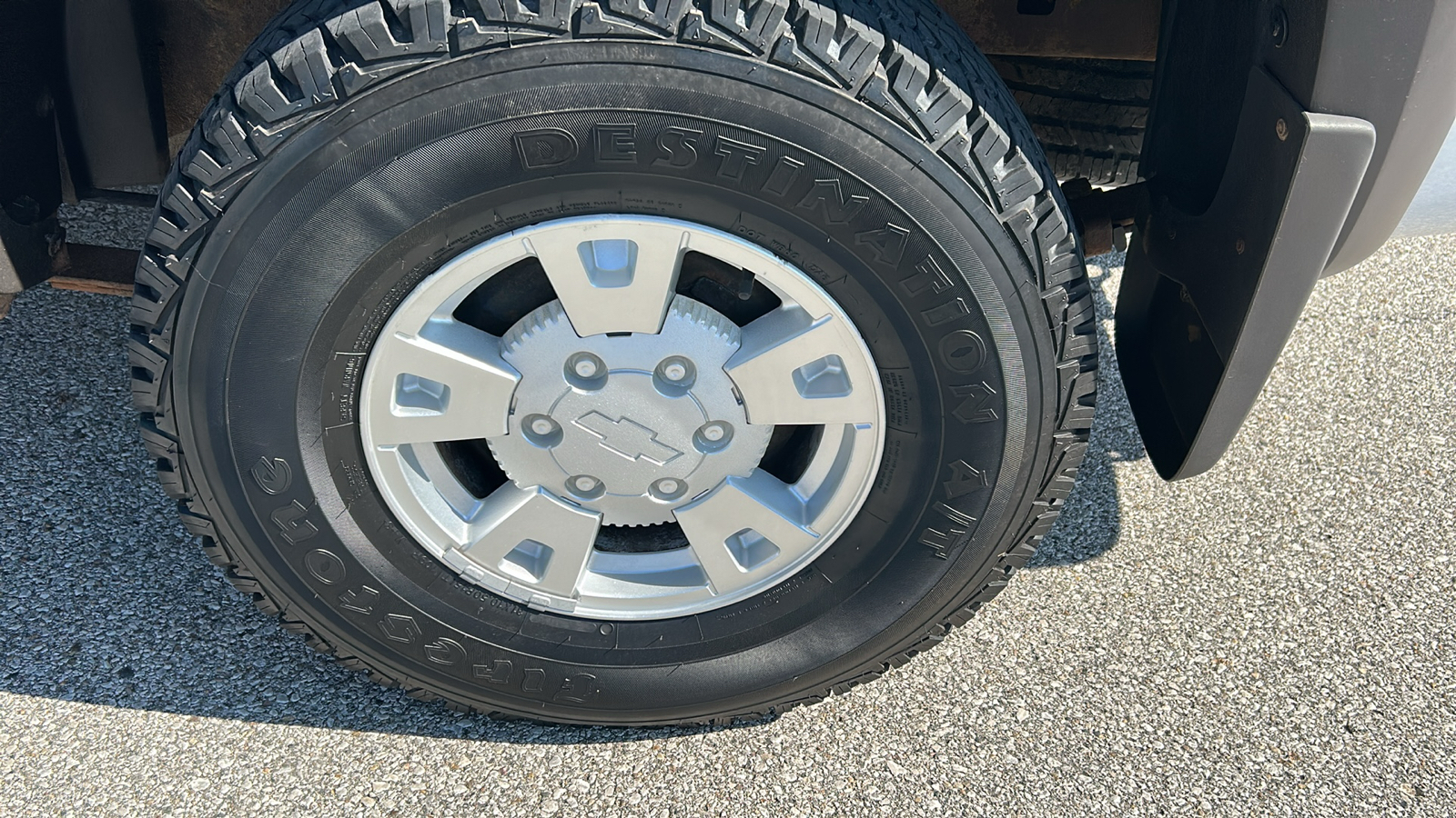 2004 Chevrolet Colorado LS Z71 4WD Extended Cab 9