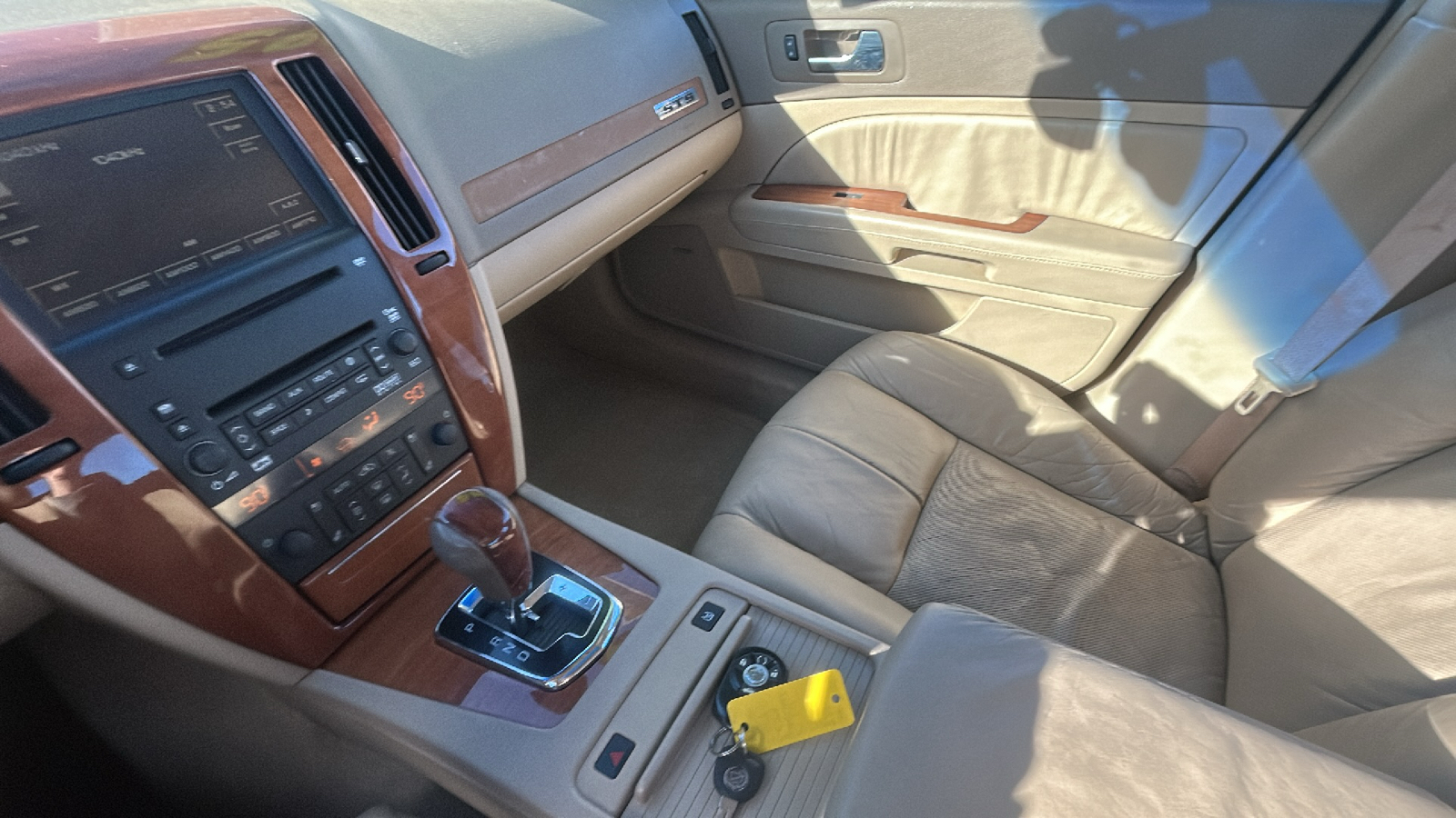 2007 Cadillac STS  34