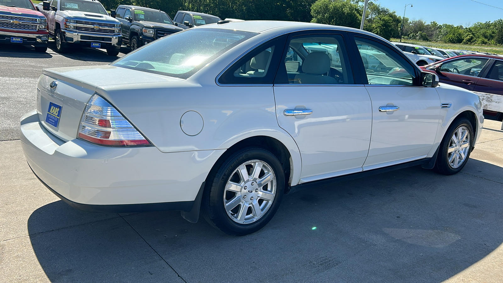 2009 Ford Taurus SE 6