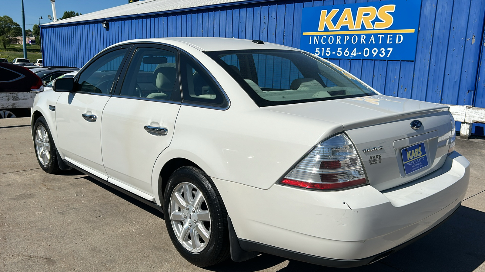 2009 Ford Taurus SE 8