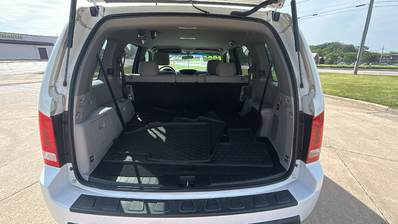 2009 Honda Pilot LX 4WD 13