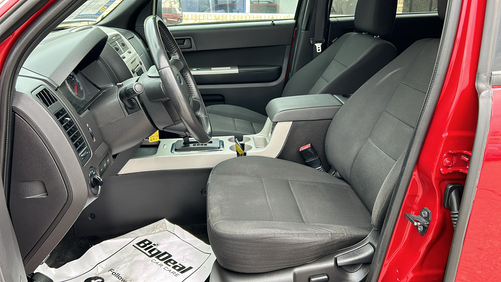 2010 Ford Escape XLT 11