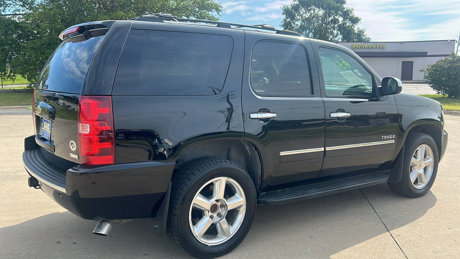 2011 Chevrolet Tahoe 1500 LTZ 4WD 6