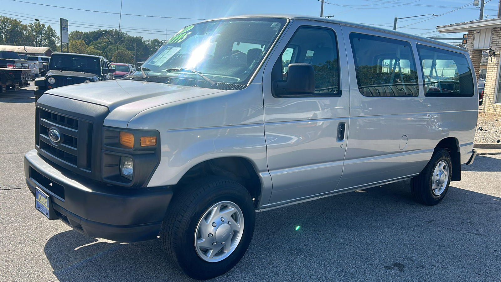 2011 Ford Econoline E150 WAGON 2