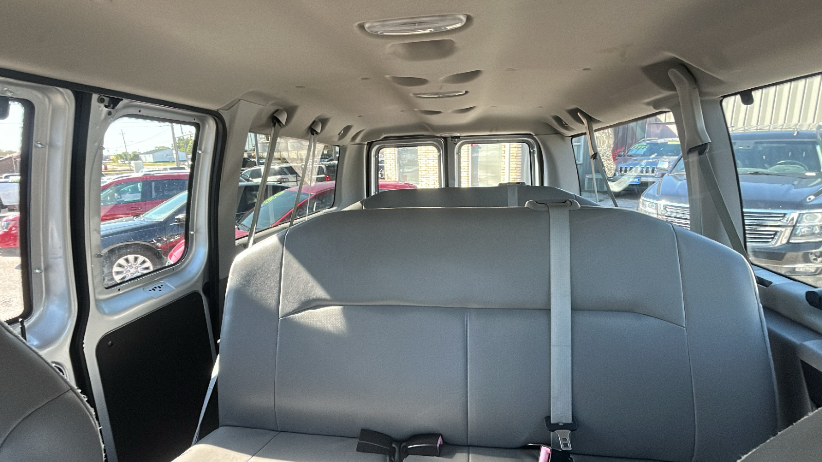 2011 Ford Econoline E150 WAGON 12