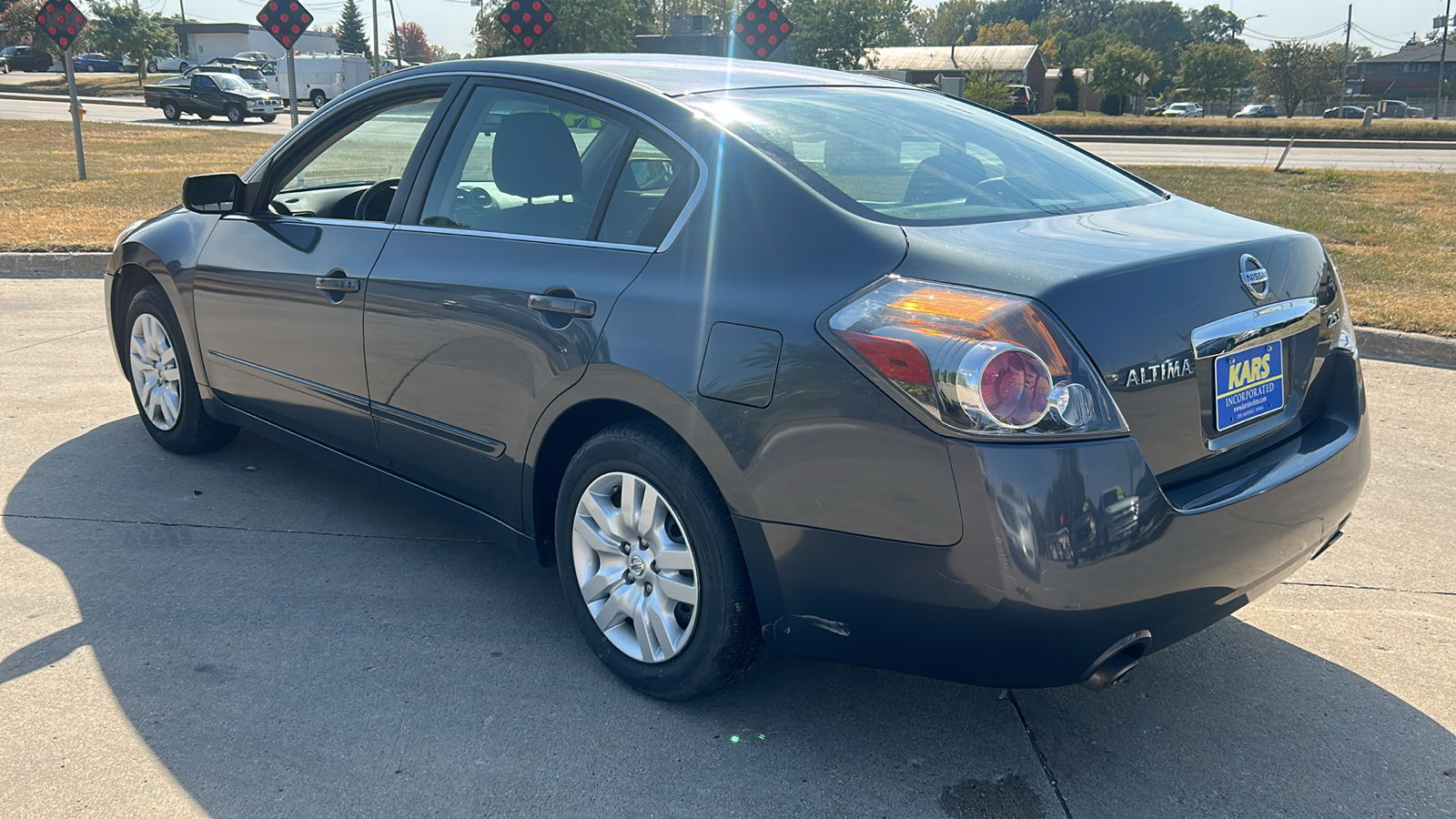 2011 Nissan Altima BASE 8