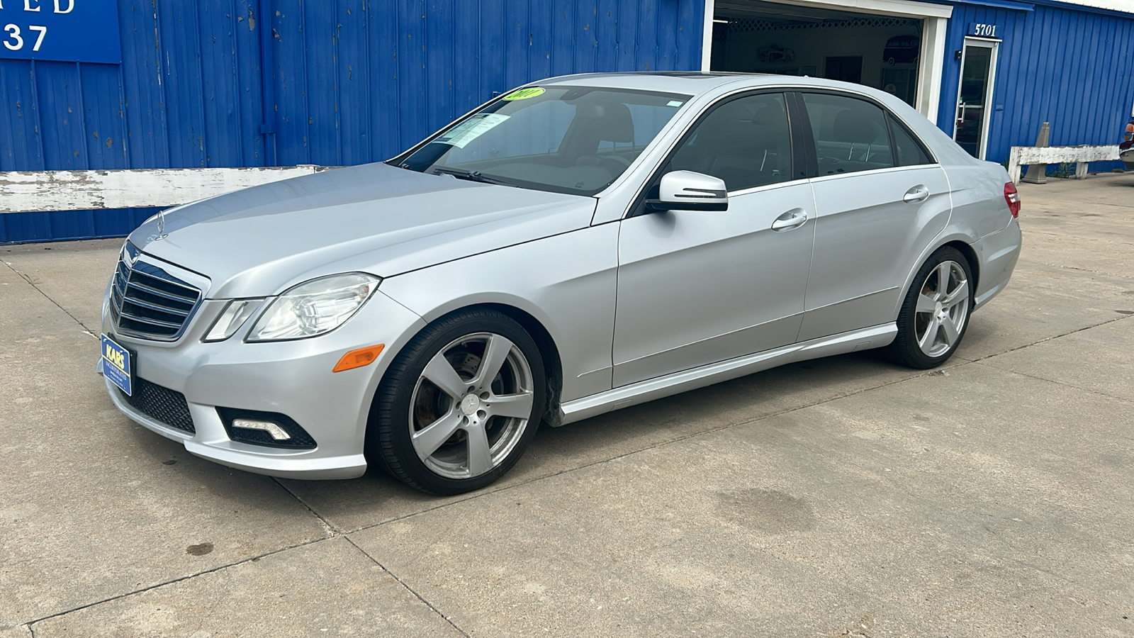 2011 Mercedes-Benz E-Class E350 4MATIC 2