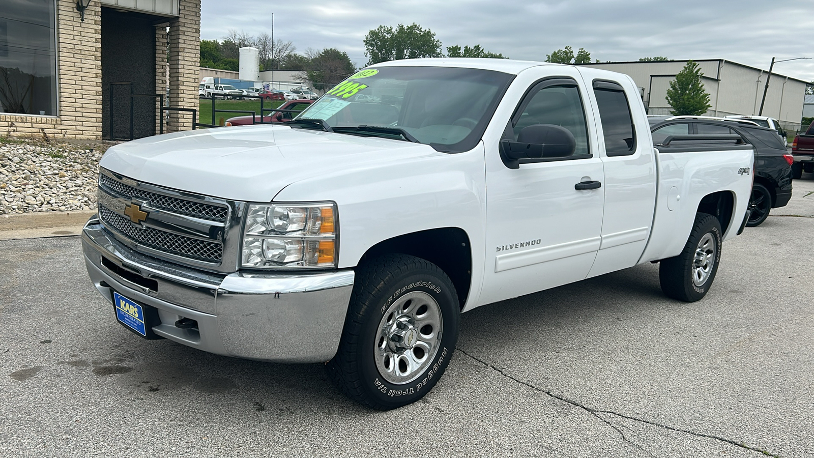 2012 Chevrolet Silverado 1500 LT 4WD Extended Cab 2