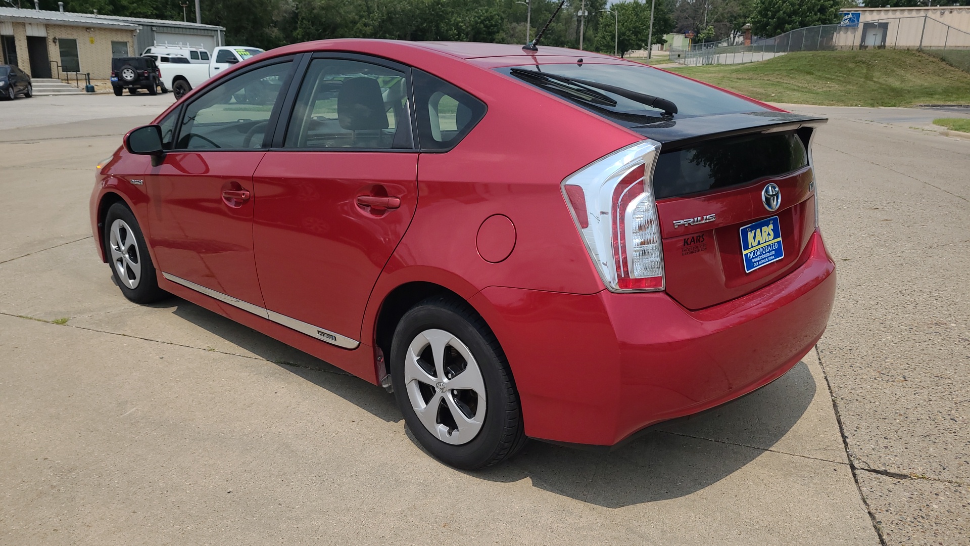 2012 Toyota Prius  8