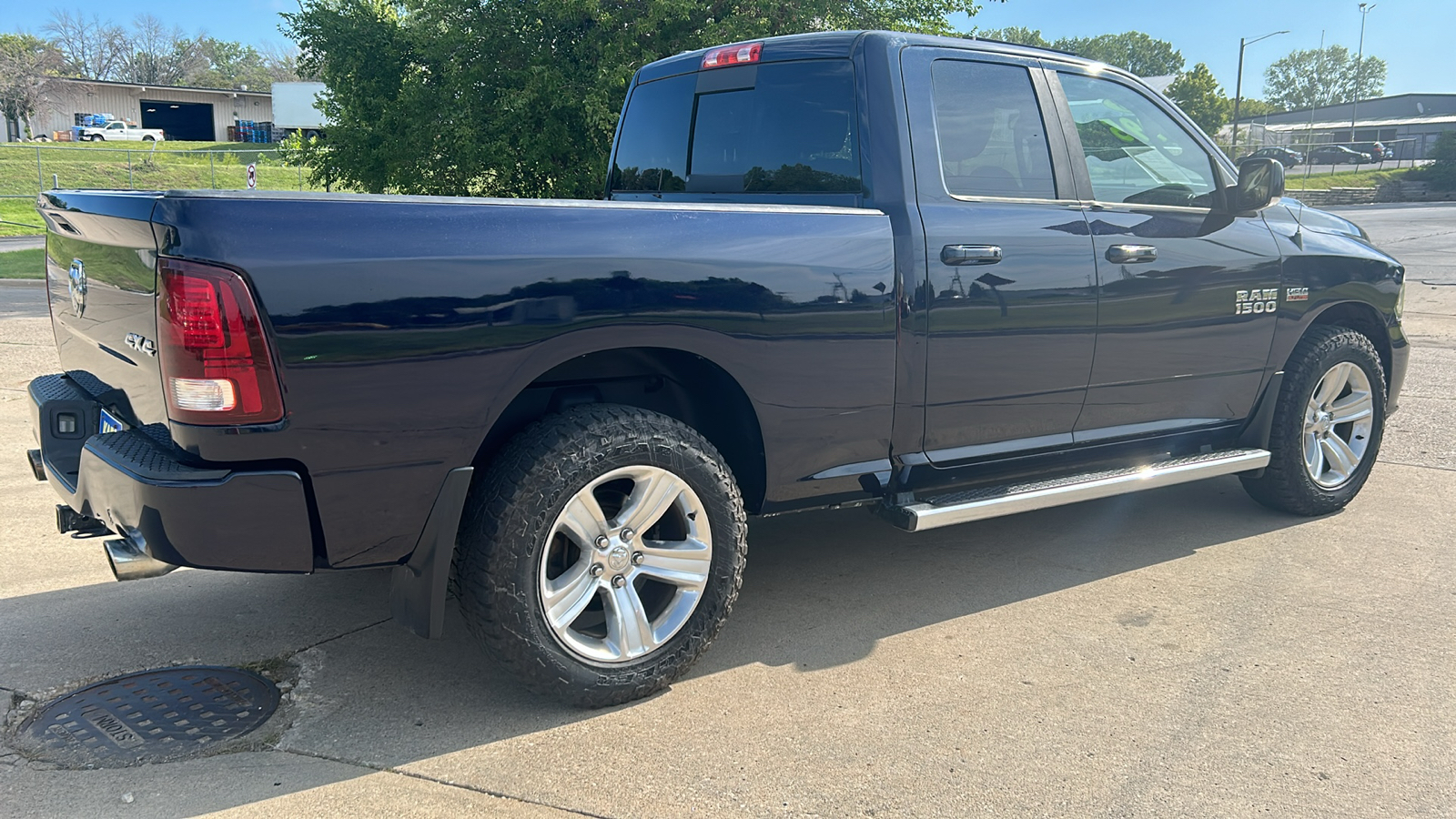 2013 Ram 1500 SPORT 4WD Quad Cab 6