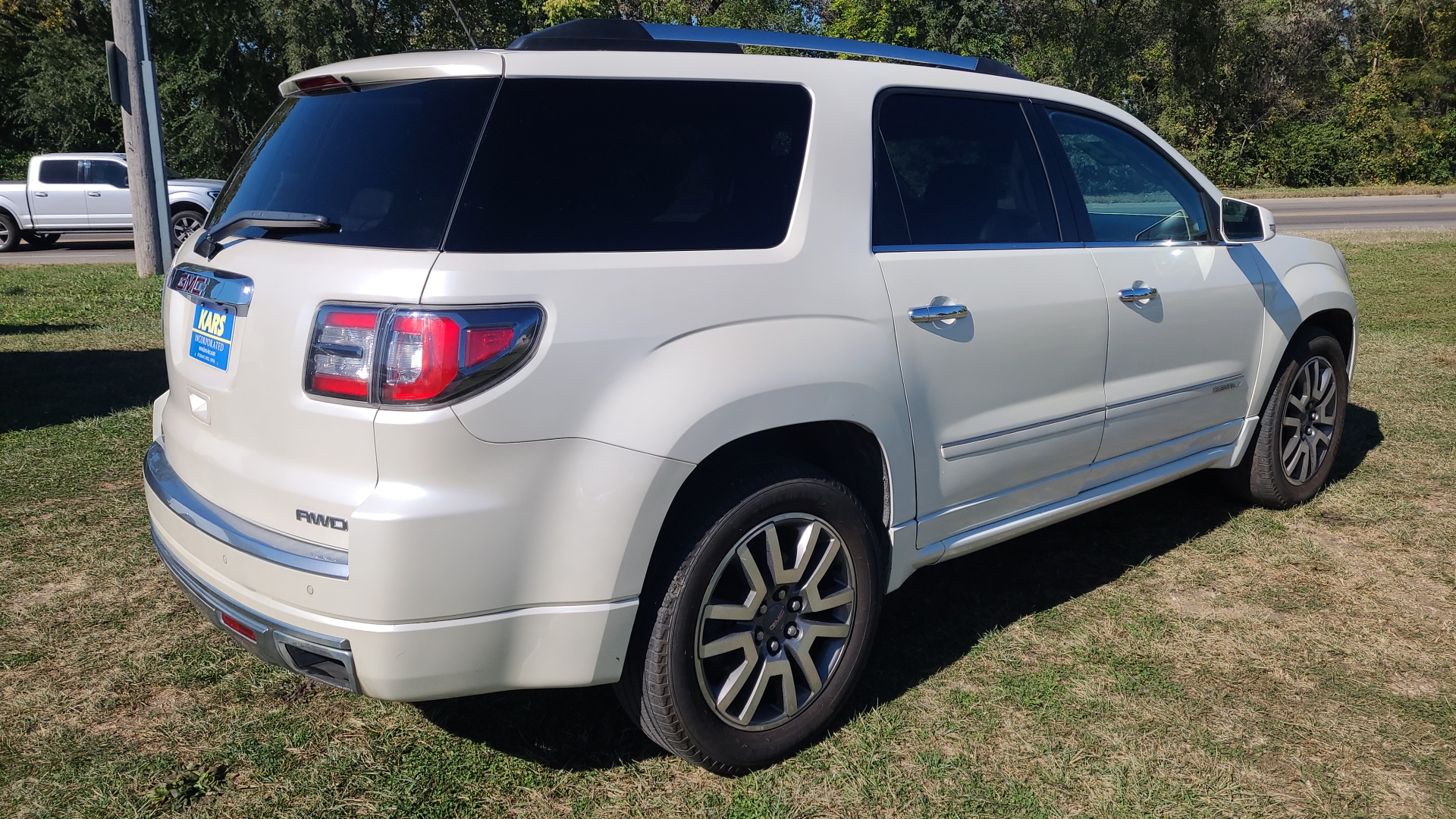 2013 GMC Acadia DENALI AWD 6