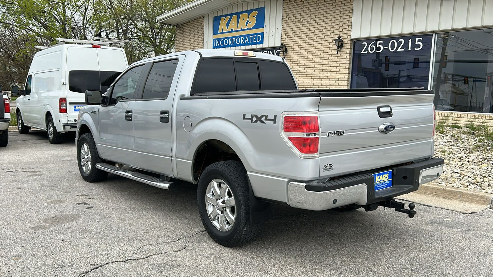 2013 Ford F-150 SUPERCREW 4WD 8
