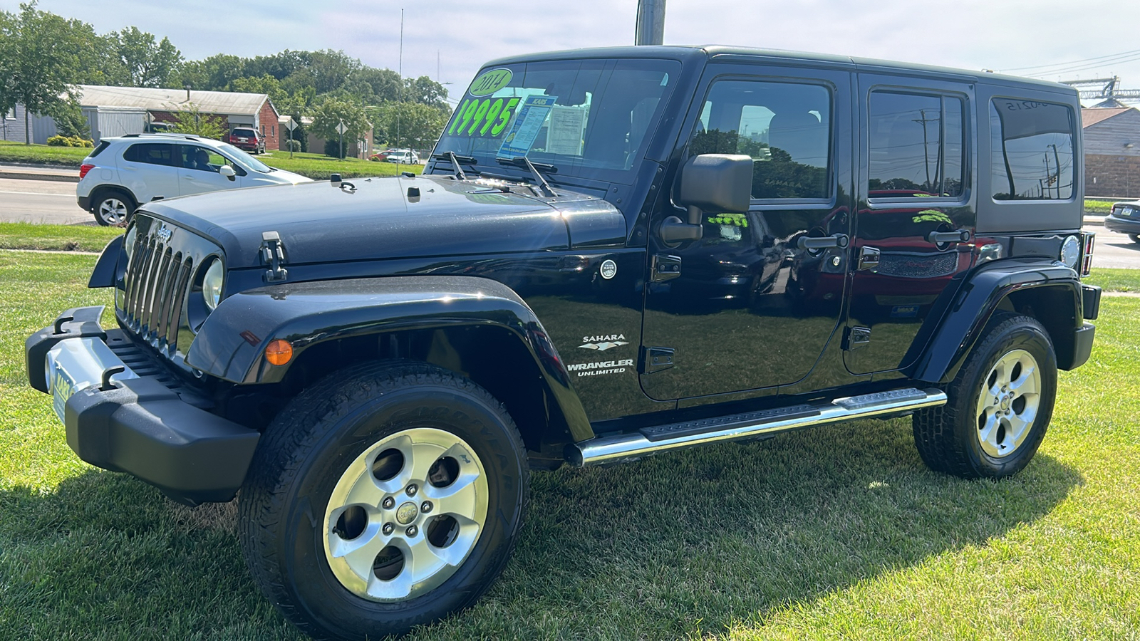 2014 Jeep Wrangler SAHARA 4WD 2