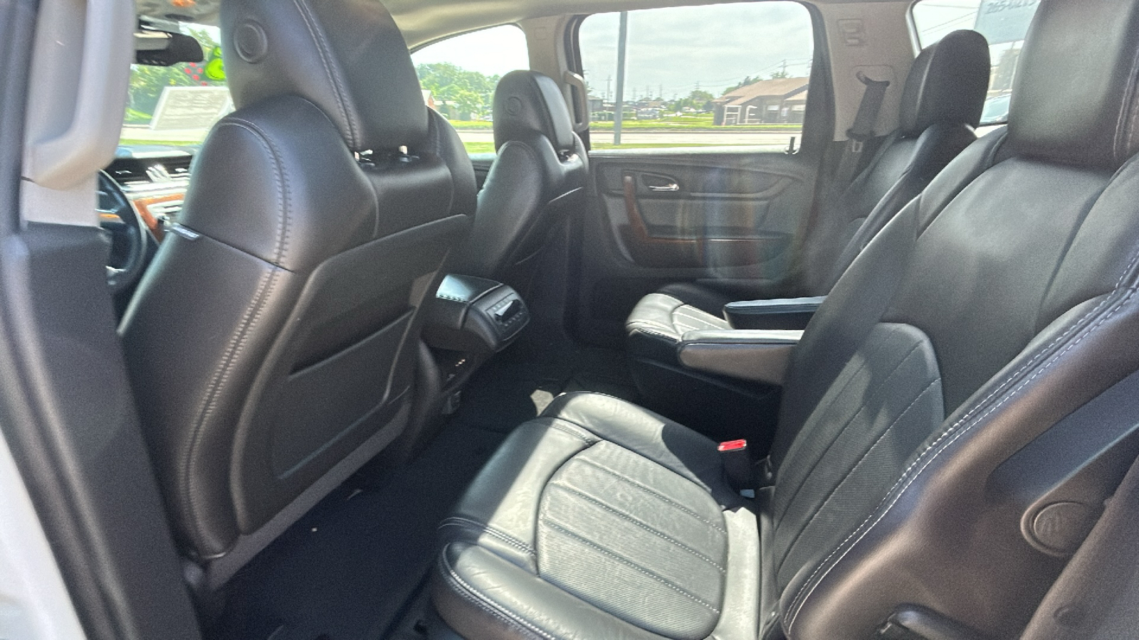 2014 Chevrolet Traverse LTZ AWD 13