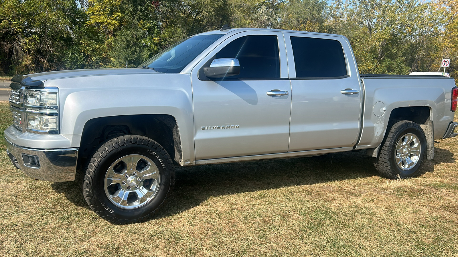 2014 Chevrolet Silverado 1500 LT 4WD Crew Cab 2