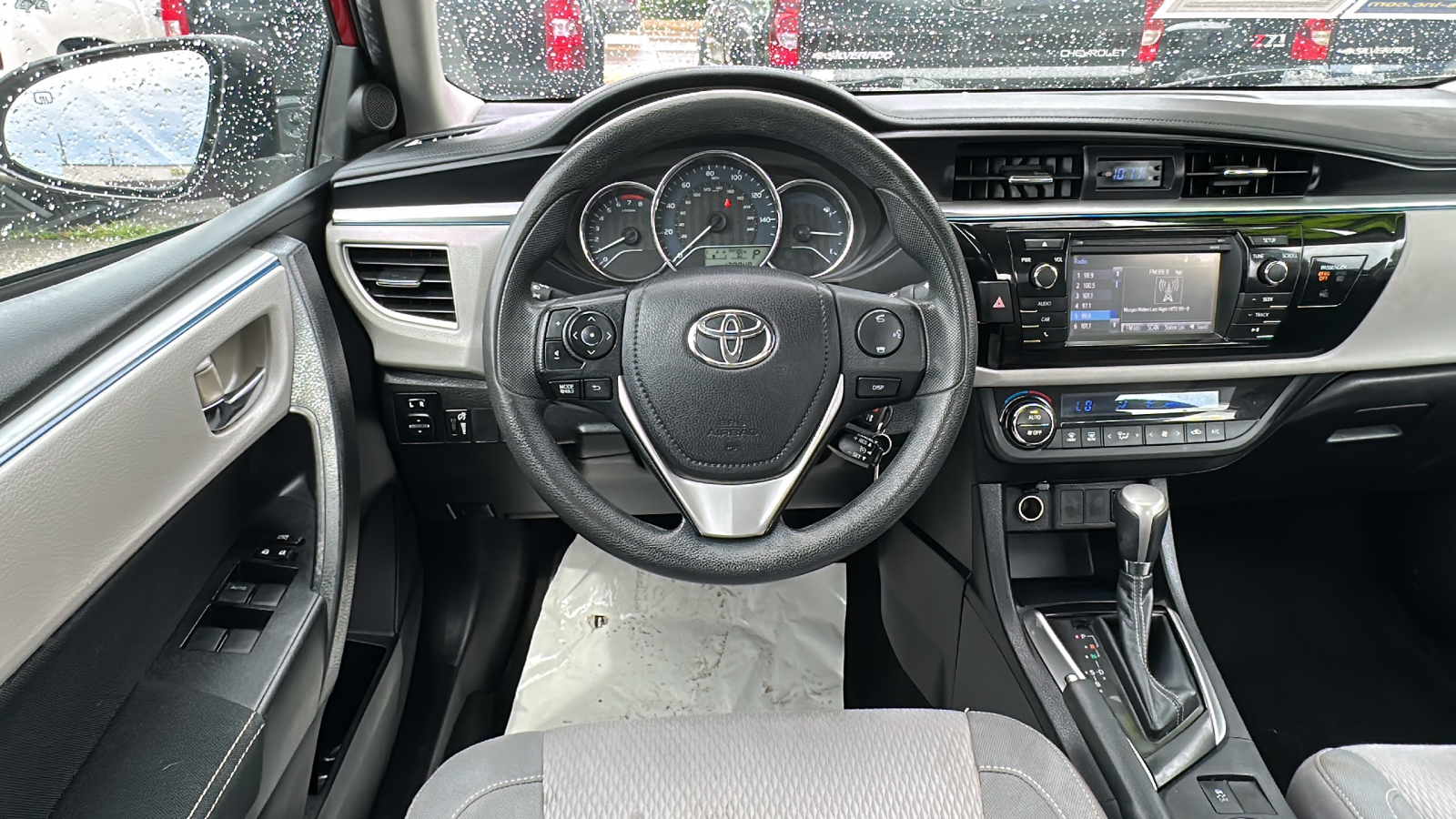 2014 Toyota Corolla L 11