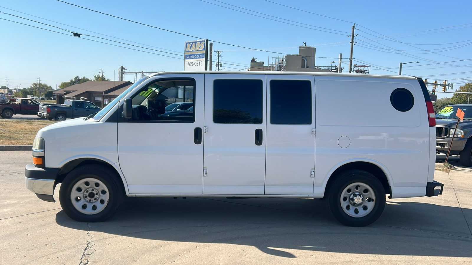 2014 Chevrolet EXPRESS G1500  1