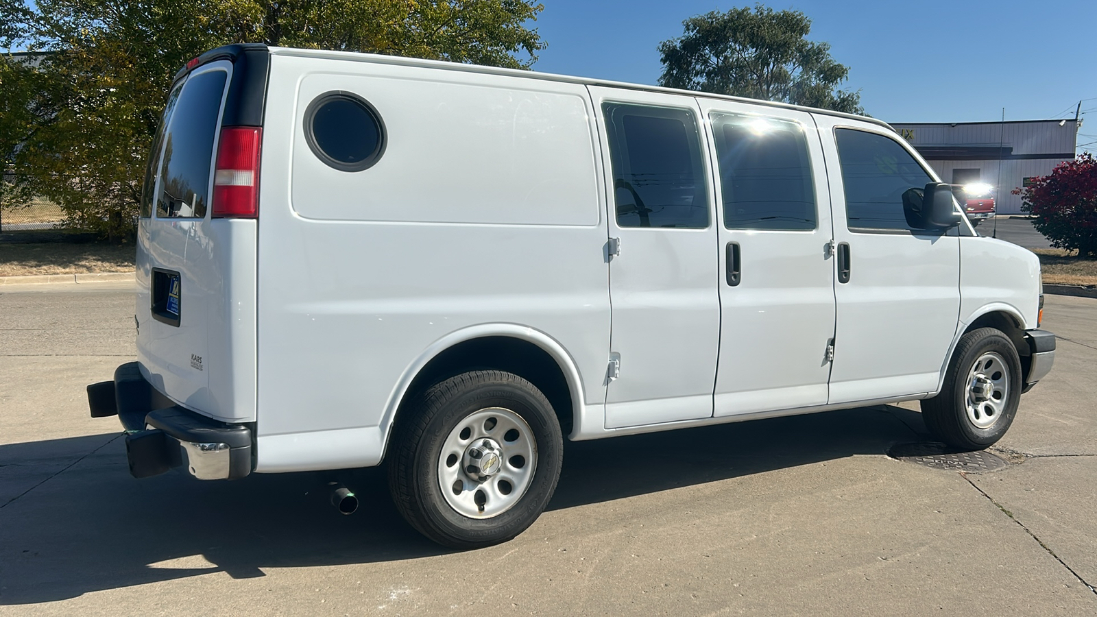 2014 Chevrolet EXPRESS G1500  6