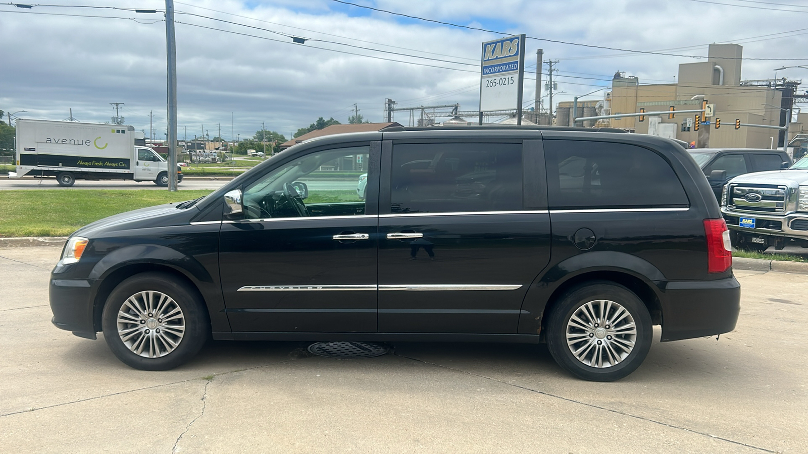 2014 Chrysler Town & Country TOURING L 1