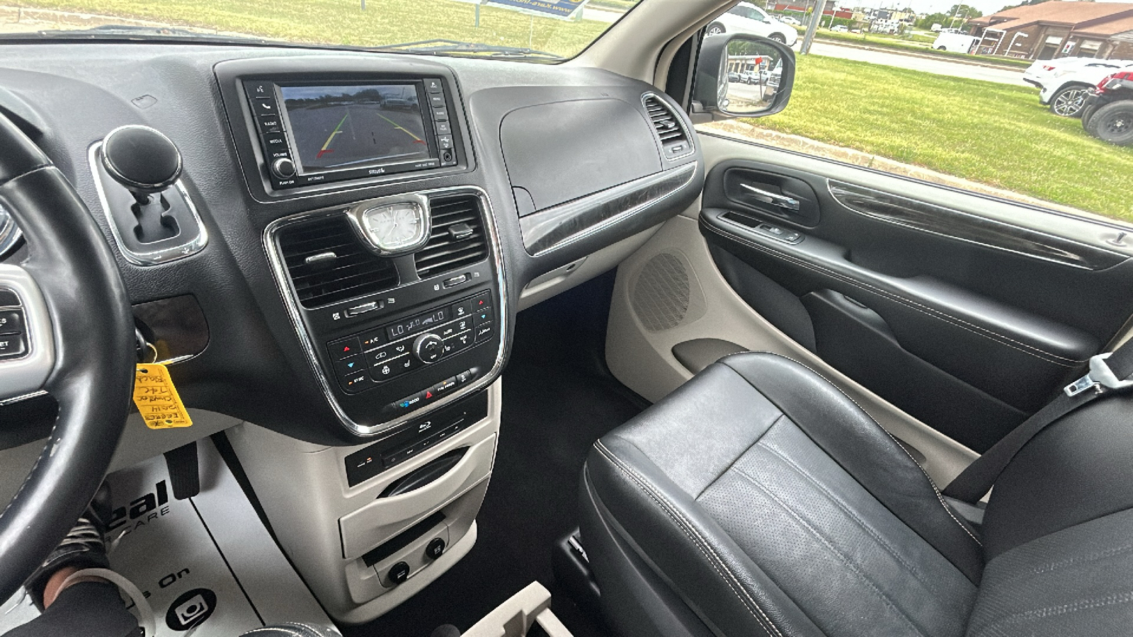 2014 Chrysler Town & Country TOURING L 45