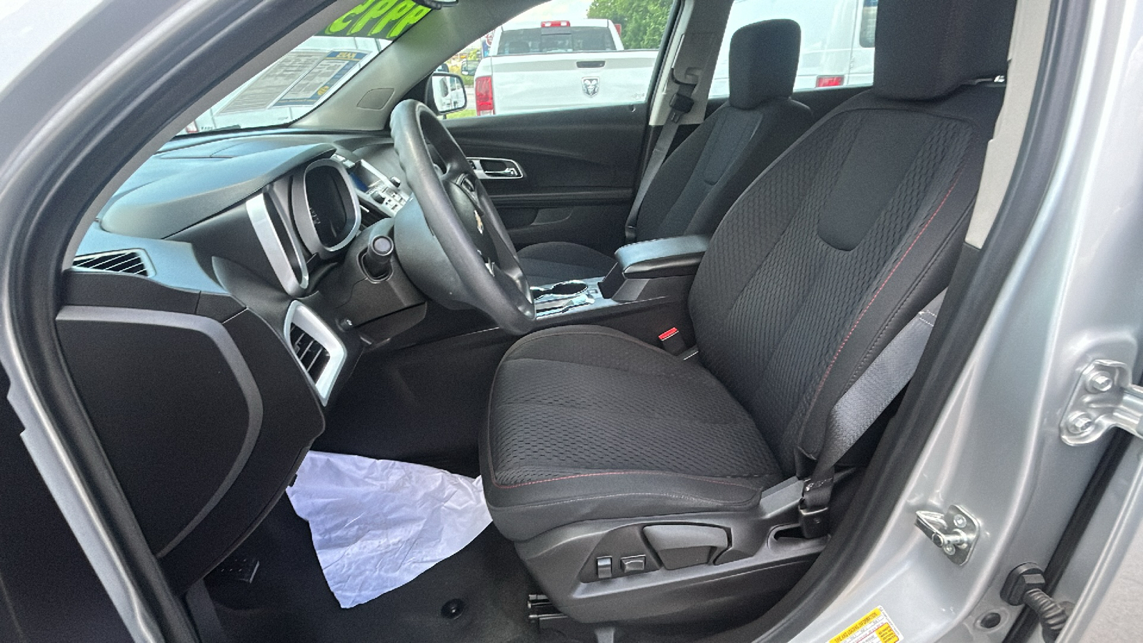 2015 Chevrolet Equinox LS AWD 10