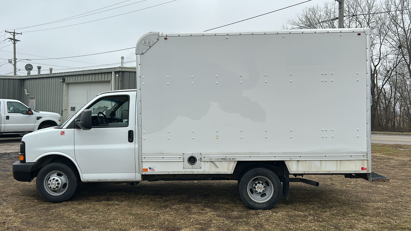 2015 Chevrolet Express Commercial Cutaway  1