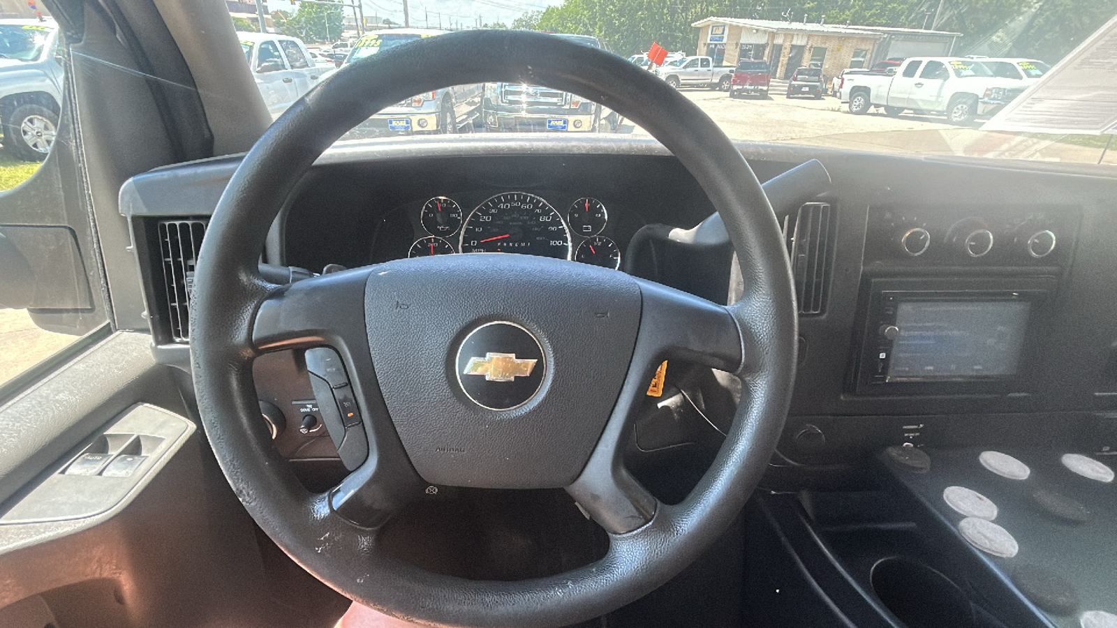 2015 Chevrolet Express Commercial Cutaway  24