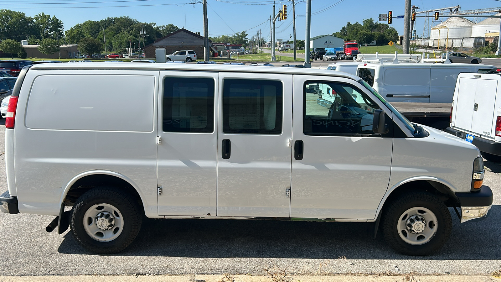 2015 Chevrolet Express Cargo Van 5