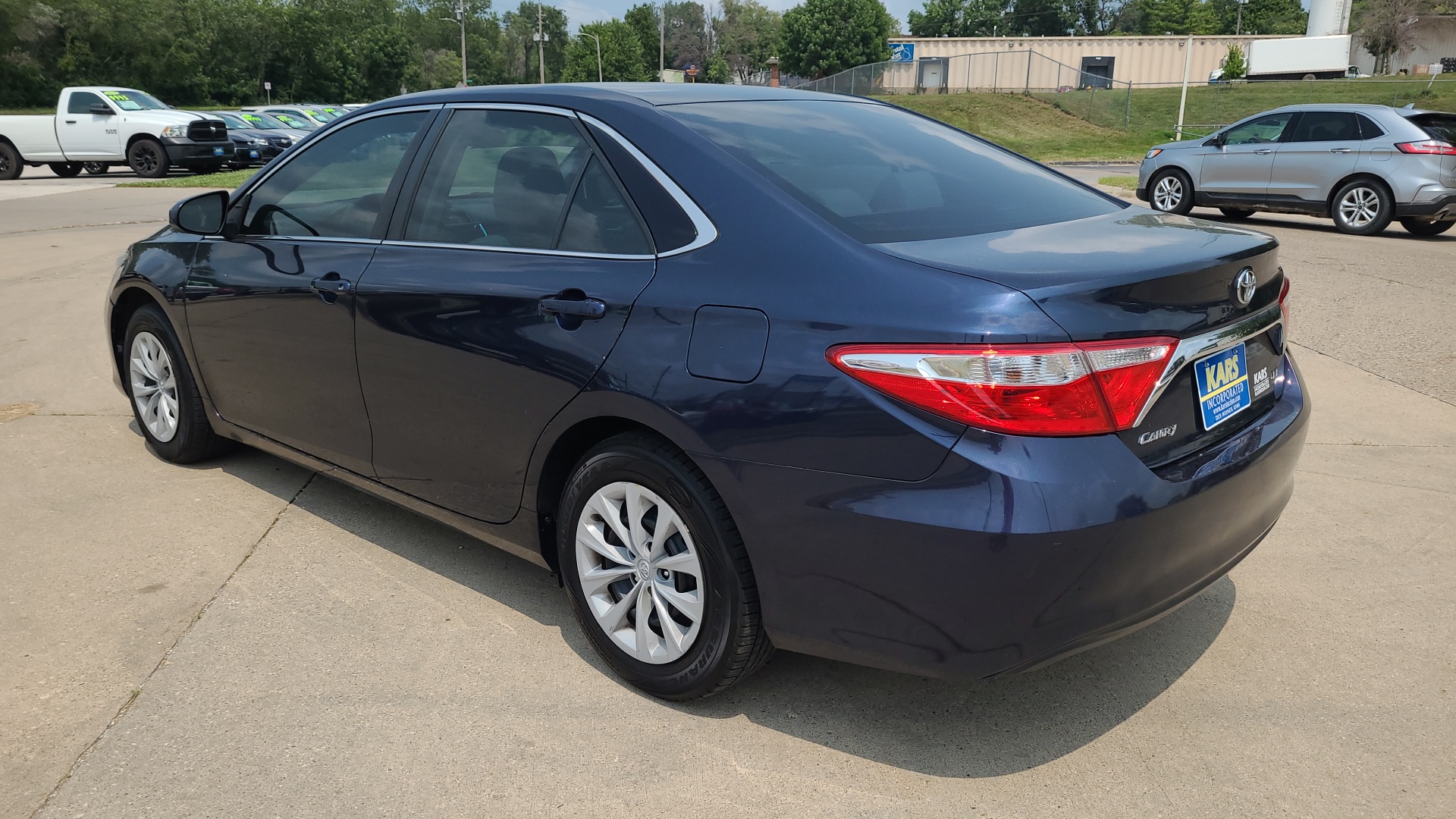 2015 Toyota Camry LE 8