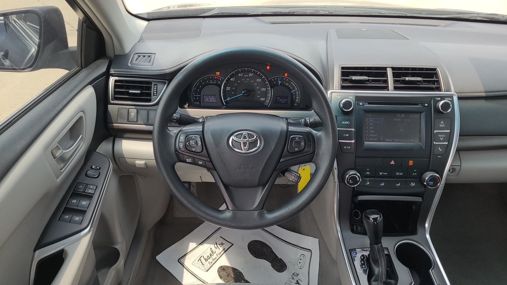 2015 Toyota Camry LE 11