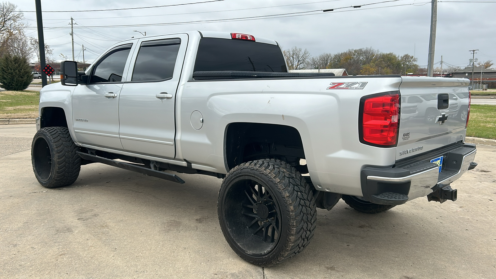 2016 Chevrolet Silverado 2500HD HEAVY DUTY LT 4WD Crew Cab 8