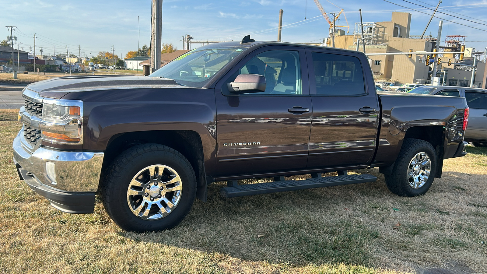 2016 Chevrolet Silverado 1500 LT 4WD Crew Cab 2