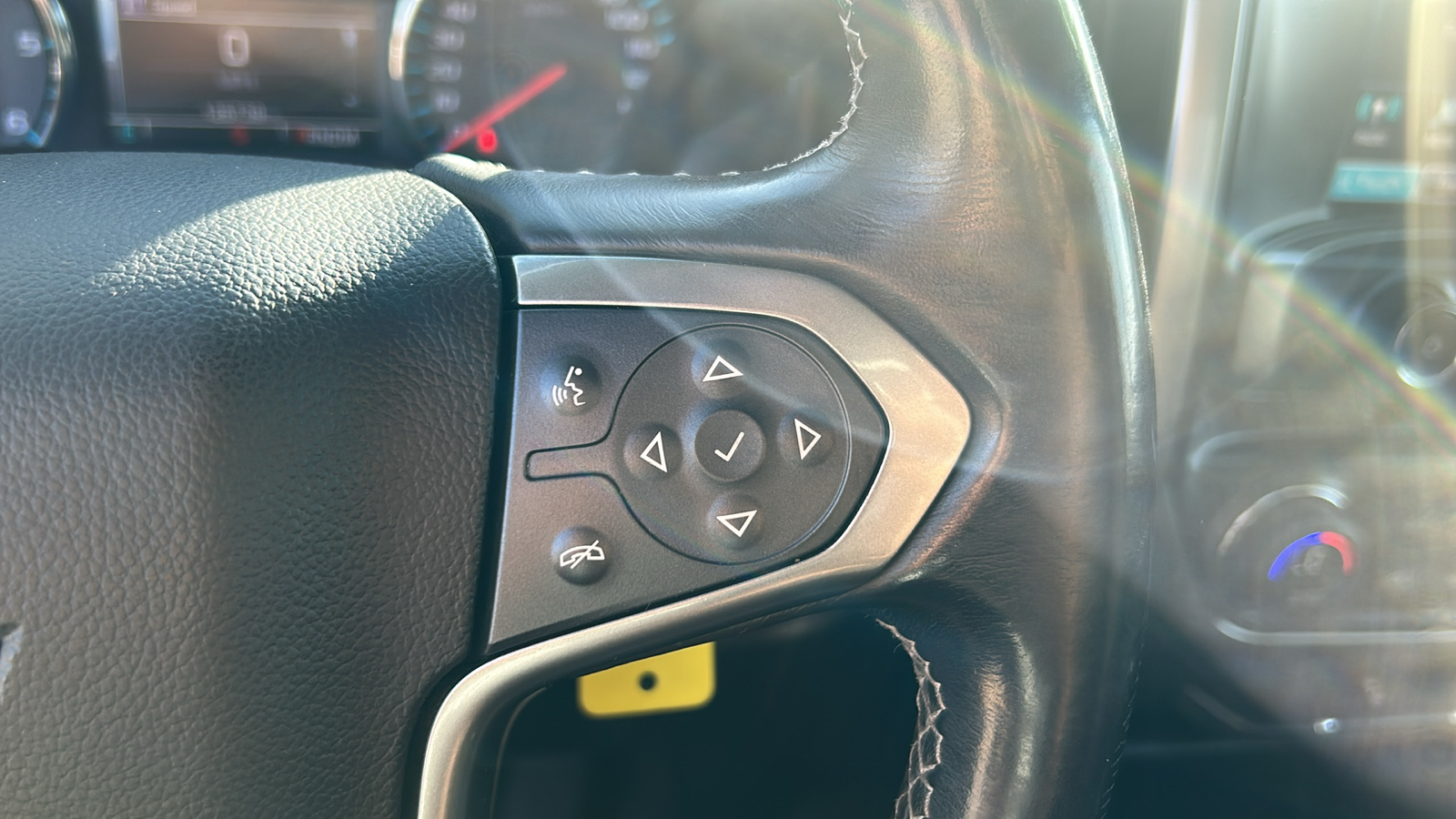 2016 Chevrolet Silverado 1500 LT 4WD Crew Cab 27