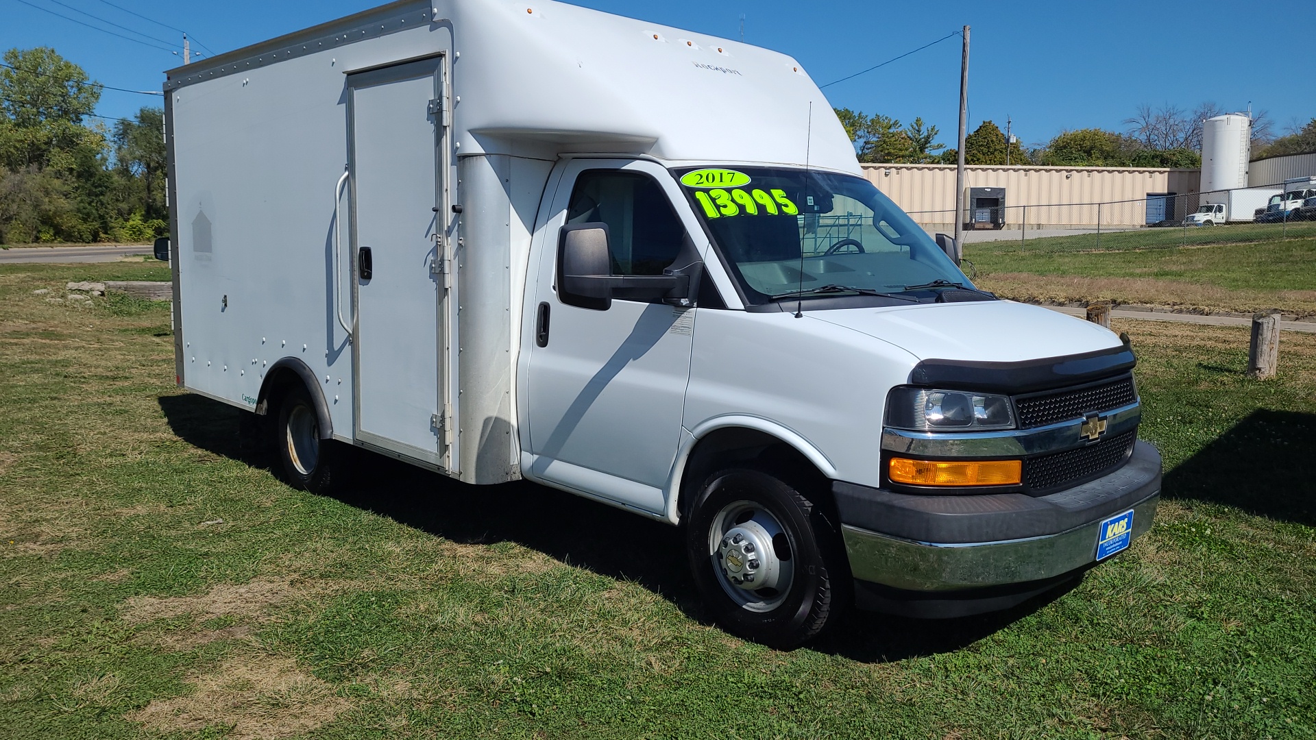 2017 Chevrolet Express Commercial Cutaway  4