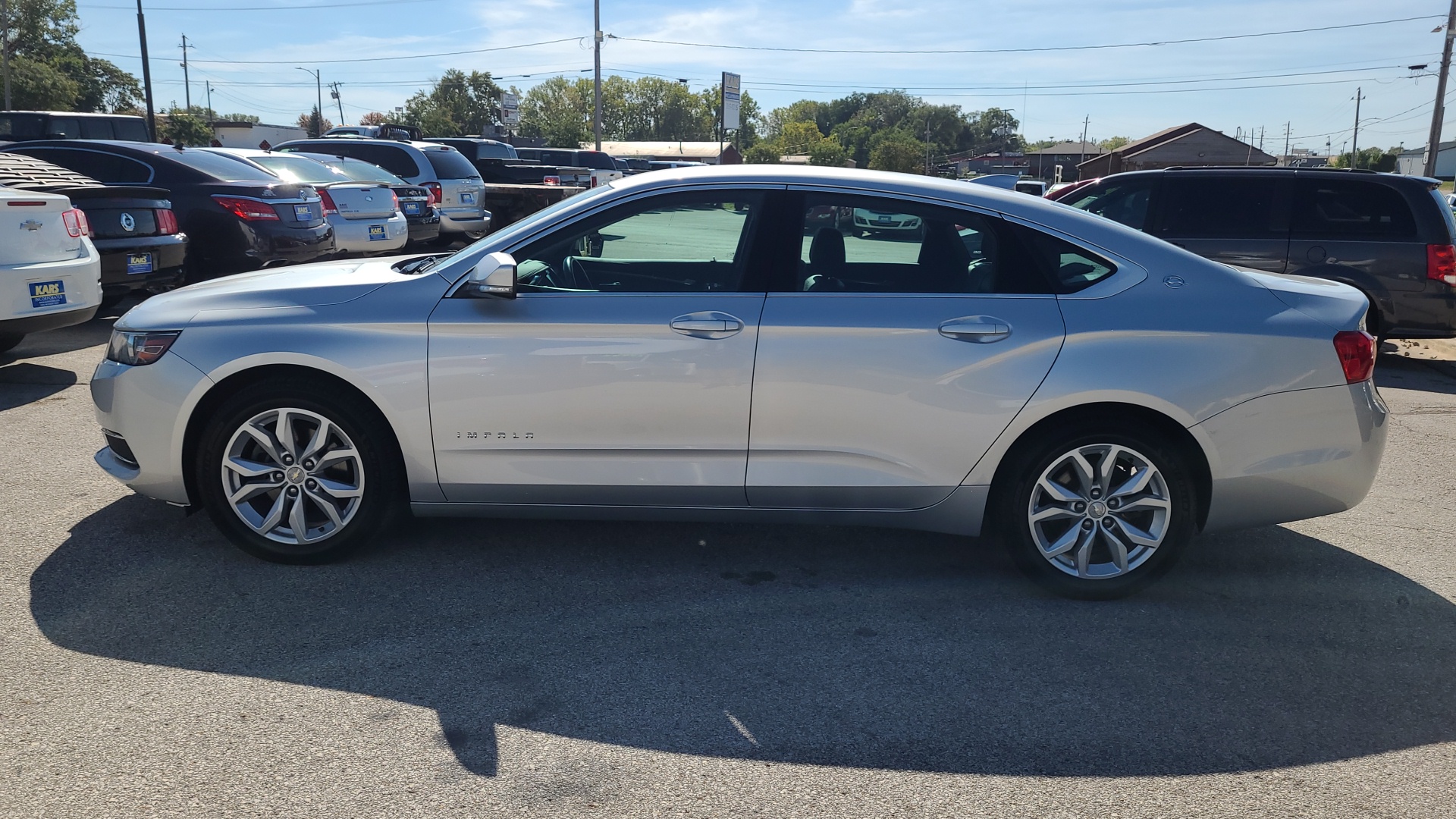 2017 Chevrolet Impala LT 1