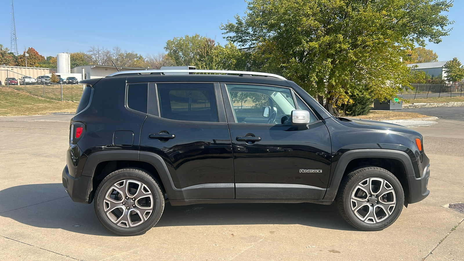 2017 Jeep Renegade LIMITED 5