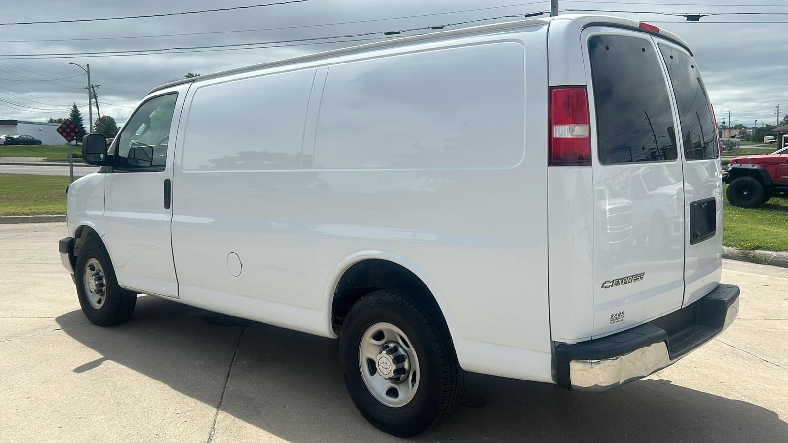 2018 Chevrolet Express Cargo Van 8