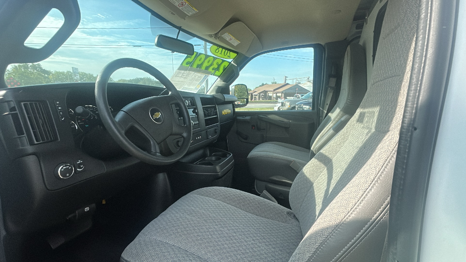 2018 Chevrolet Express Cargo Van 10