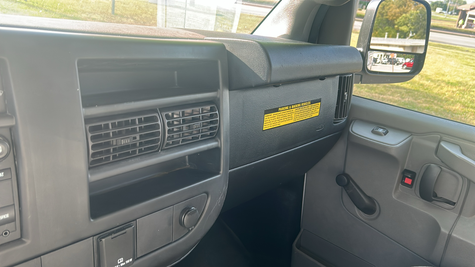 2018 Chevrolet Express Cargo Van 30