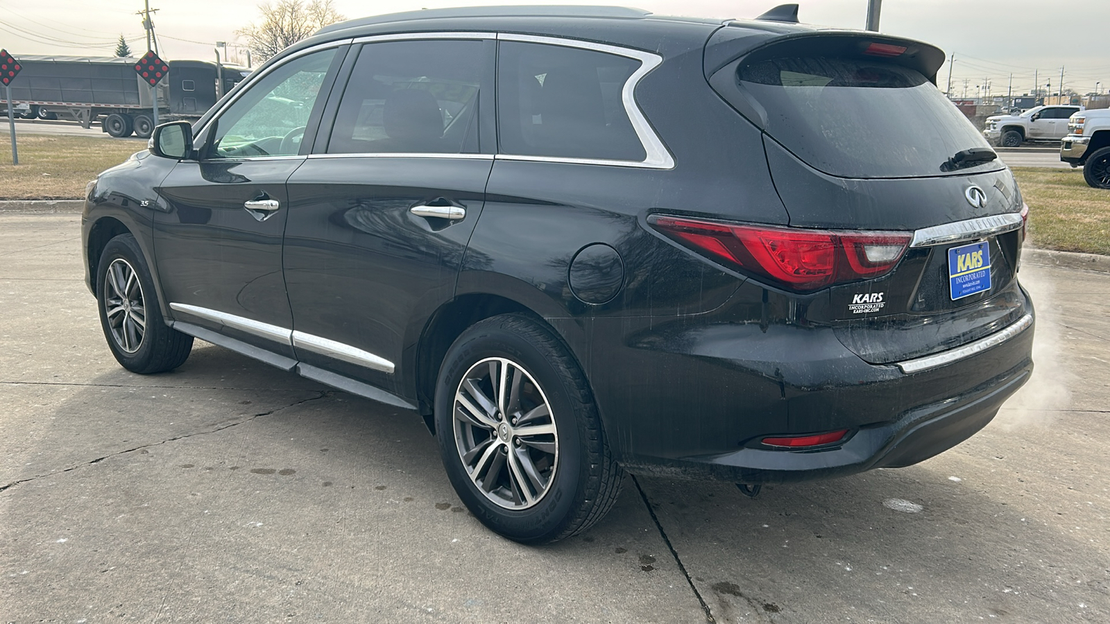 2019 Infiniti QX60 LUXE AWD 8